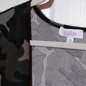 LuLaRoe Sweaters - NWOT 2X LULAROE SARAH CARDIGAN DUSTER SWEATER LuLaRoe Sweaters - NWOT 2X LULAROE SARAH CARDIGAN DUSTER SWEATER